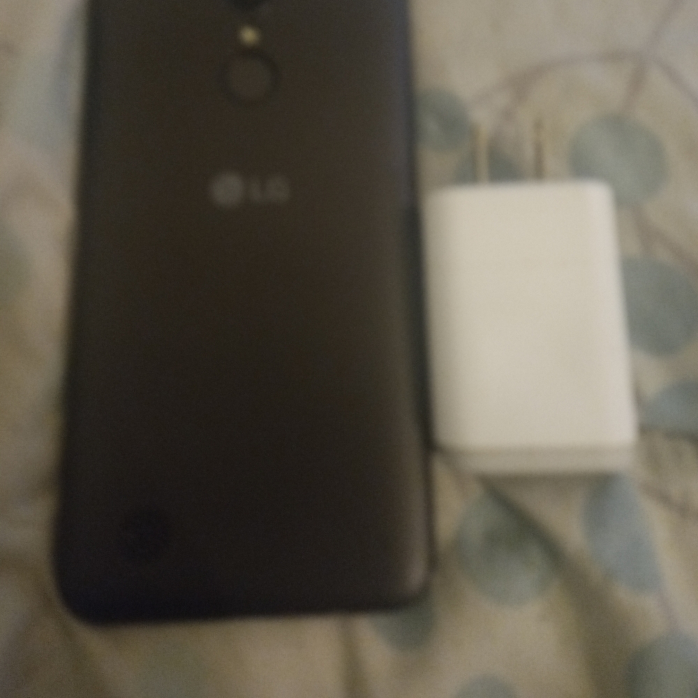 LG K4.
